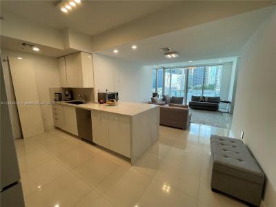 92 SW 3rd St 1602, Miami, Florida 33130, USA