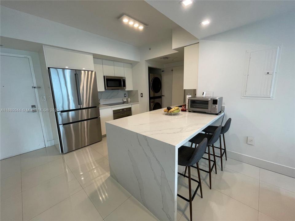 92 SW 3rd St 1602, Miami, Florida 33130, USA