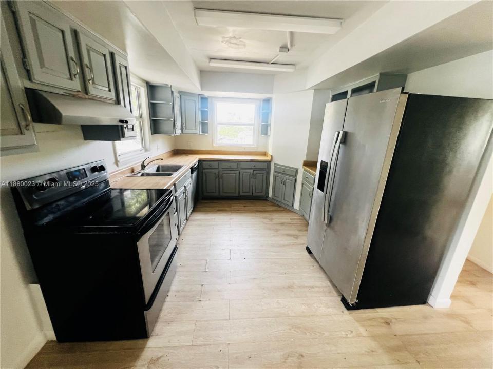 2655 SE Carroll St 8, Stuart, Florida 34997, USA