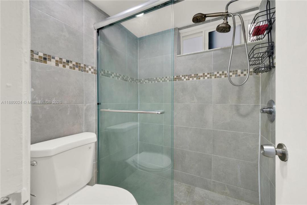 7850 Byron Ave 702, Miami Beach, 佛罗里达州 33141, 美国