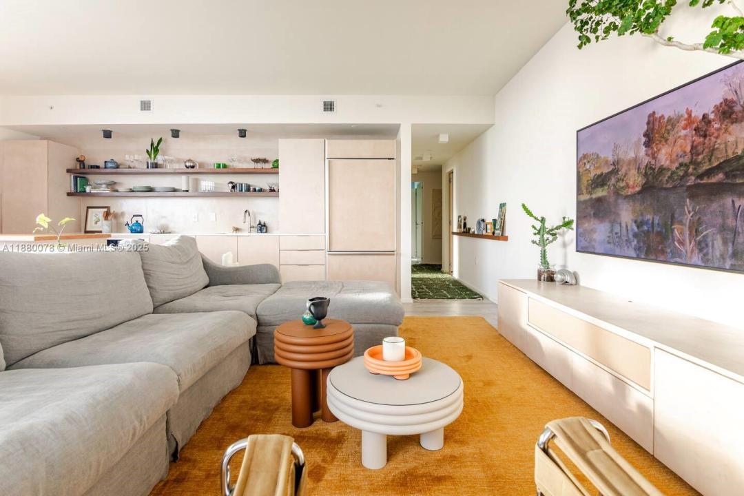 121 NE 34th St 2408, Miami, Florida 33137