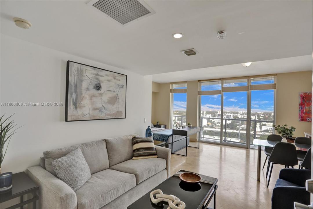 185 SW 7th St 1600, Miami, Флорида 33130, Соединенные Штаты