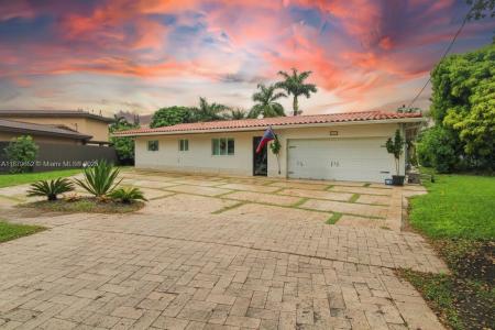 15000 Egan Ln, Miami Lakes, Florida 33014, USA