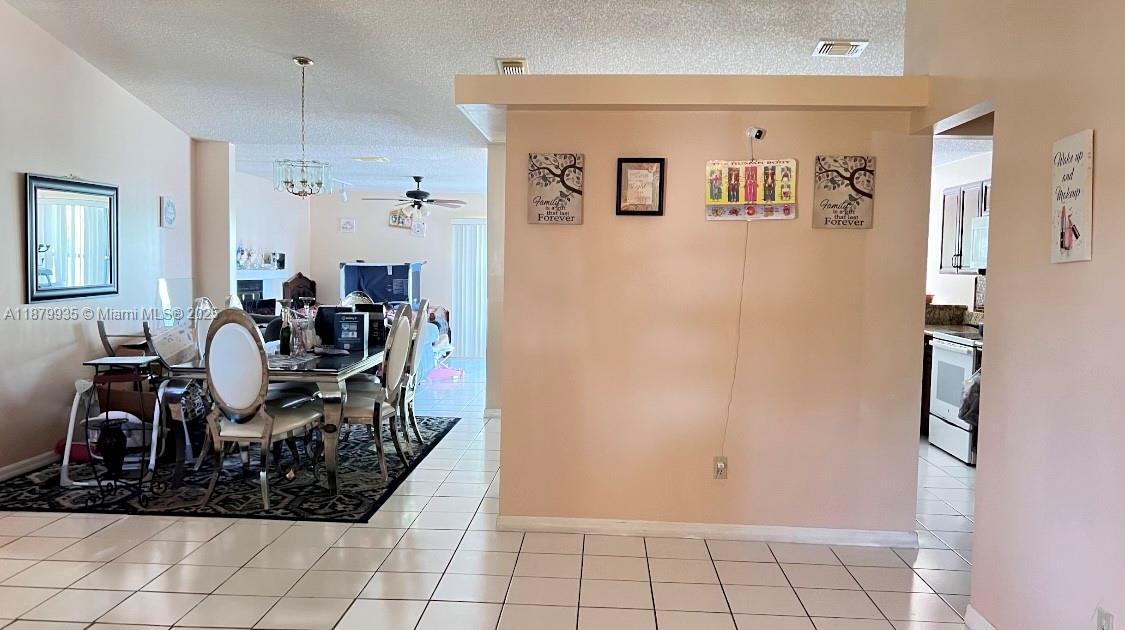 1925 SE Floresta Dr, Port St. Lucie, 佛罗里达州 34983, 美国
