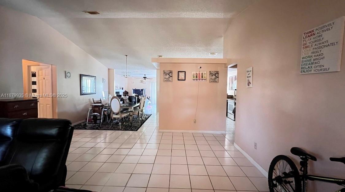 1925 SE Floresta Dr, Port St. Lucie, 佛罗里达州 34983, 美国