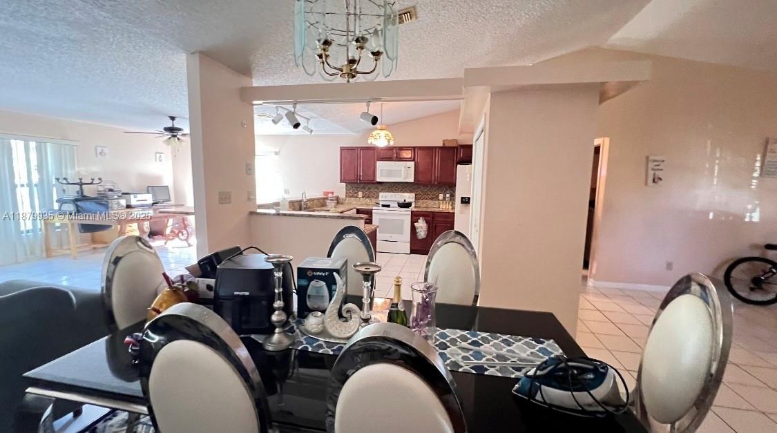 1925 SE Floresta Dr, Port St. Lucie, 佛罗里达州 34983, 美国