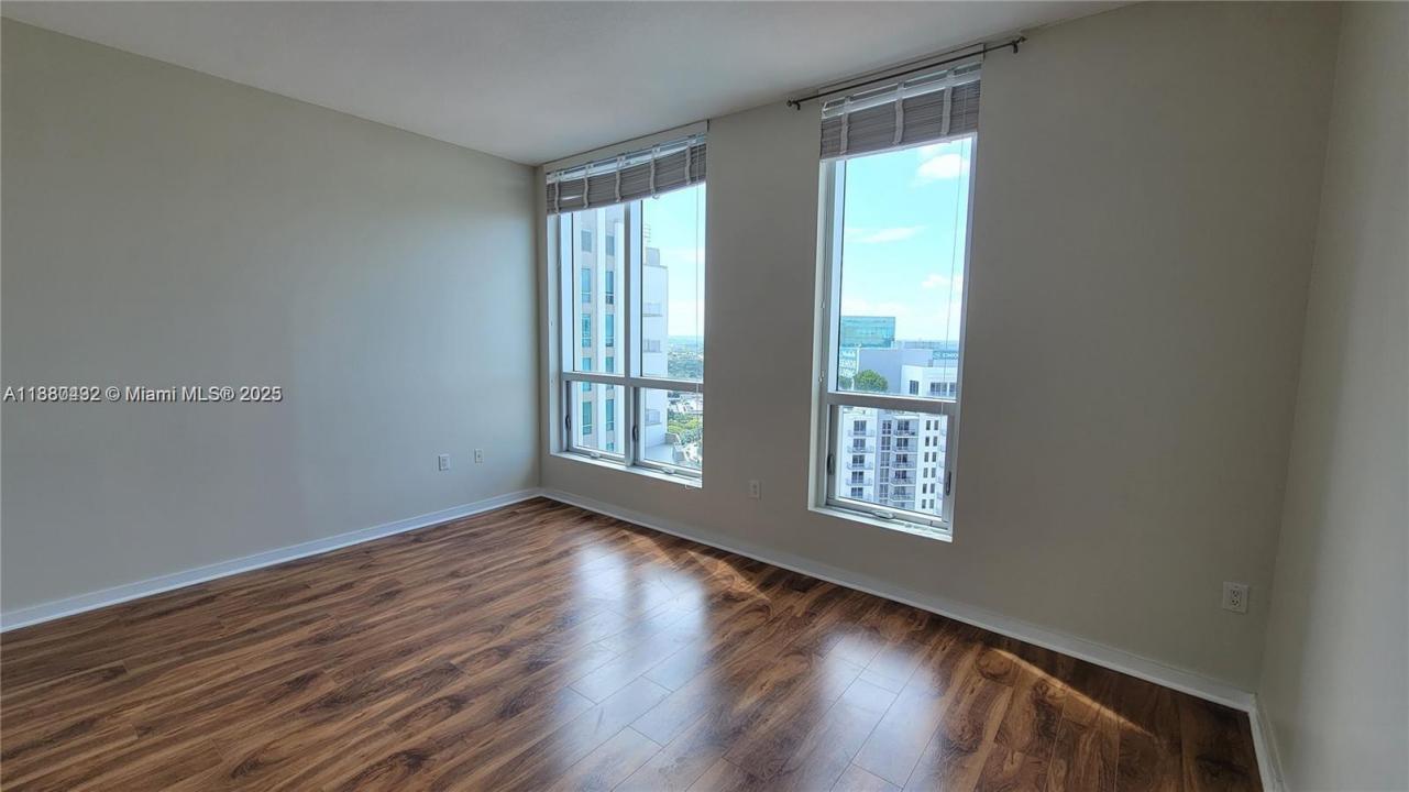 9055 SW 73rd Ct 2503, Miami, Floryda 33156, USA