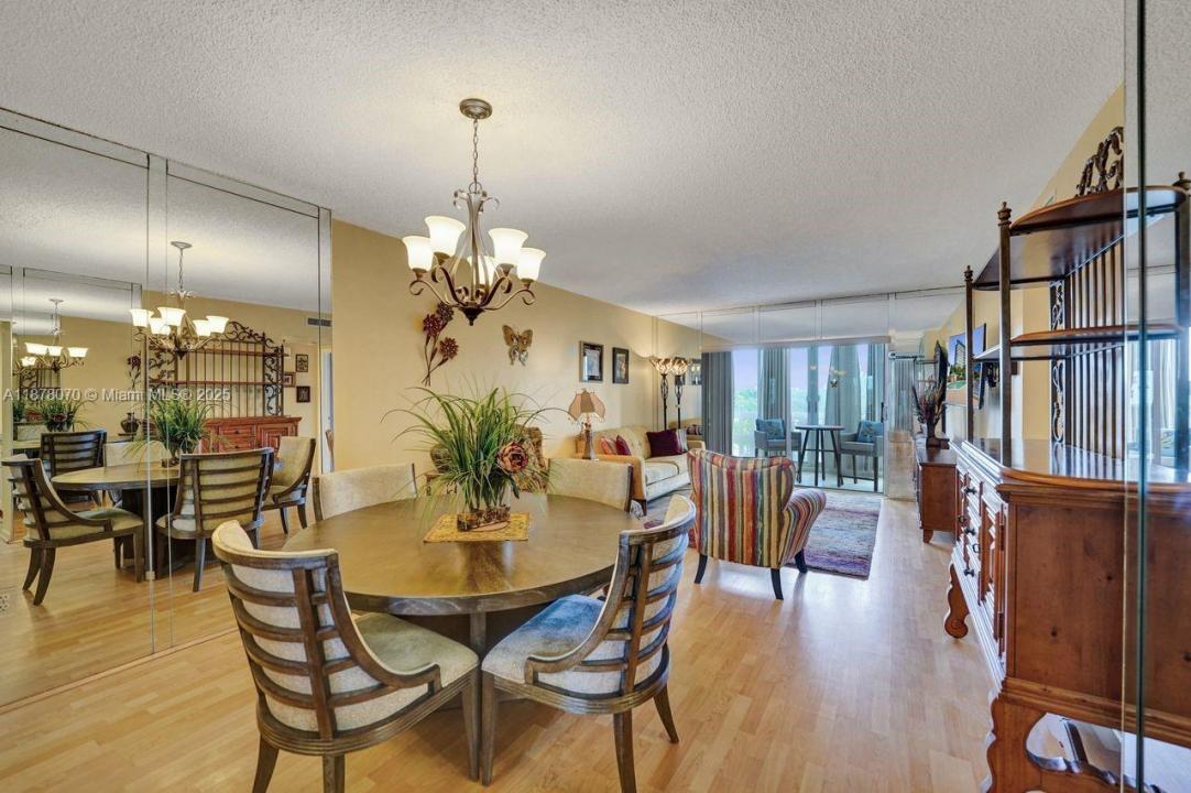 4001 Hillcrest Dr 403, Hollywood, Florida 33021, Estados Unidos