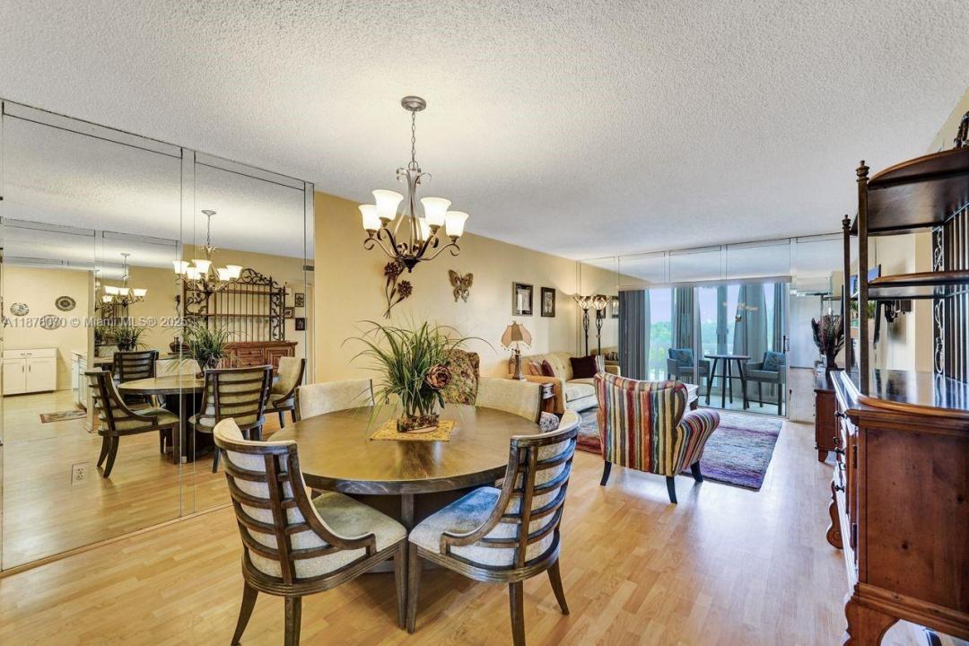 4001 Hillcrest Dr 403, Hollywood, Florida 33021, Estados Unidos