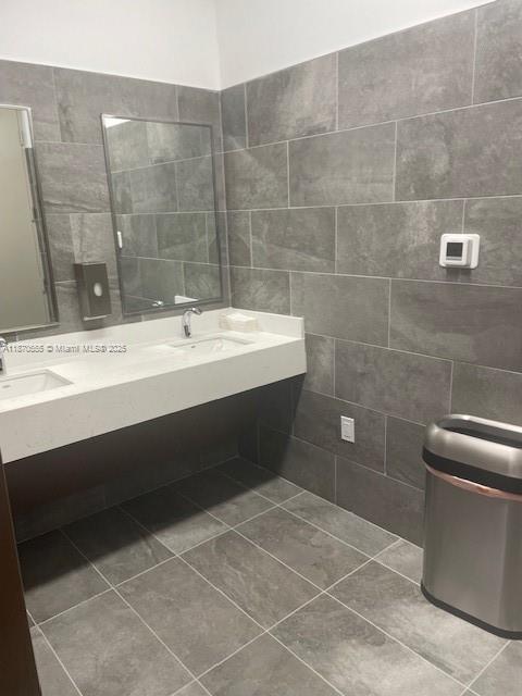 10890 NW 17 TH ST 130, Sweetwater, Florida 33172, Estados Unidos