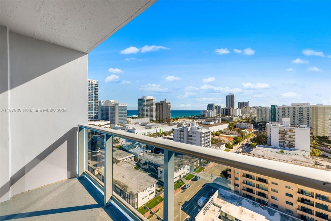 401 69th St 1504, Miami Beach, Floride 33141, États-Unis