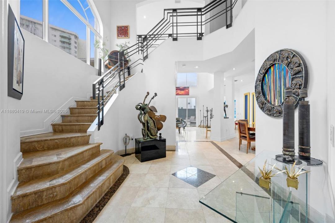 19460 39th Ct 19460, Sunny Isles Beach, فلوريدا 33160, الولايات المتحدة