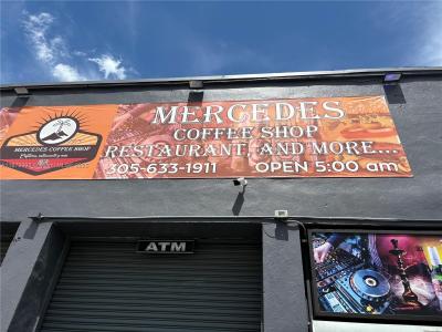 3595 NW 54th St, Hialeah, Florida 33142, USA