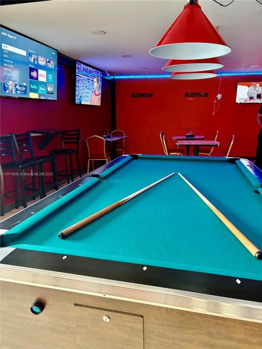 3595 NW 54th St, Hialeah, 佛羅里達州 33142, 美國