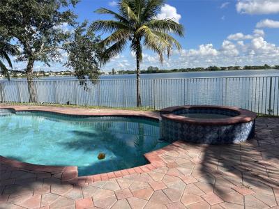 16859 SW 16th St, Pembroke Pines, فلوريدا 33027, الولايات المتحدة