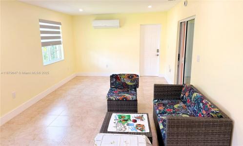 10985 SW 138th St 1, Miami, Florida 33176, USA