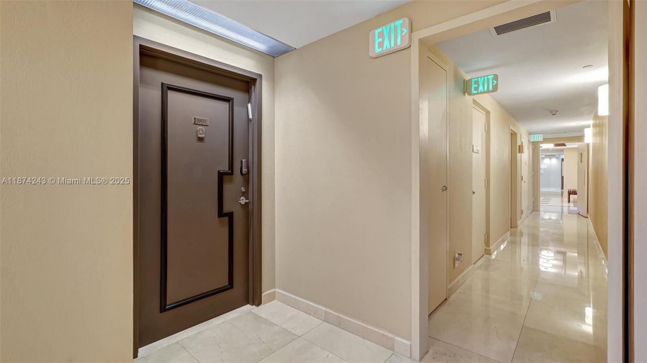 3598 Yacht Club Dr 1901, Aventura, Florida 33180