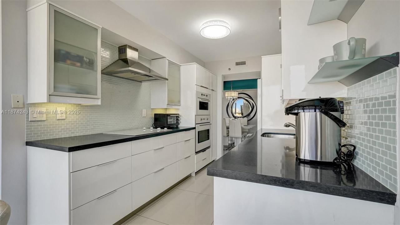 3598 Yacht Club Dr 1901, Aventura, Florida 33180