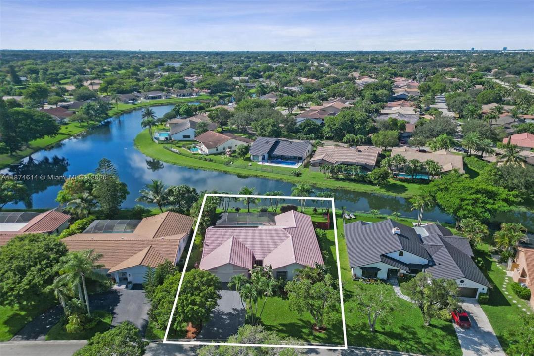 10682 NW 6th St, Coral Springs, פלורידה 33071, ארצות הברית של אמריקה 