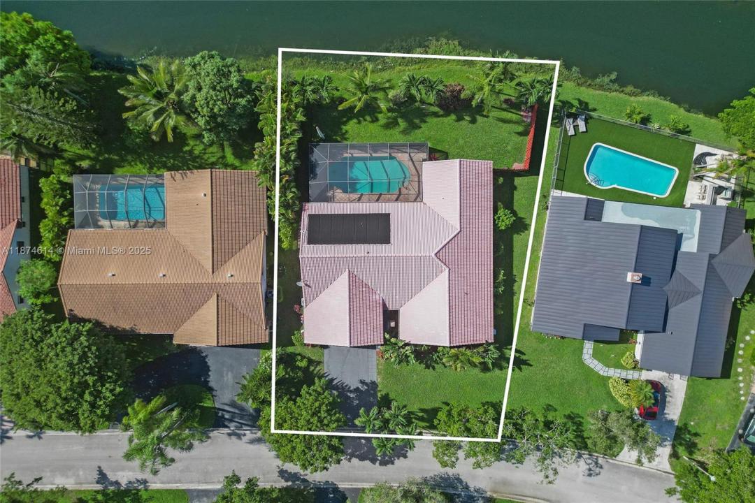 10682 NW 6th St, Coral Springs, פלורידה 33071, ארצות הברית של אמריקה 