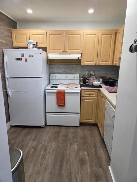 9320 Fontainebleau Blvd 513, Miami, Florida 33172, Estados Unidos