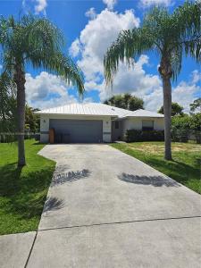 8330 SE Sweetbay Dr 8330, Hobe Sound, Florida 33455, USA