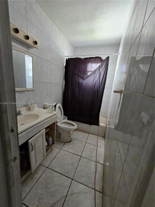 1817 NW 90th St, Miami, 佛罗里达州 33147, 美国