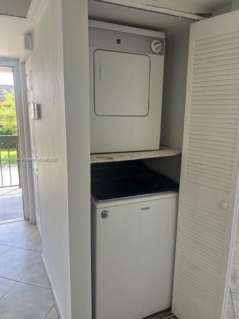 20800 NE 8th Ct 203-17, Miami, Flórida 33179, Estados Unidos