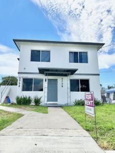 3730 S Avenue  S A, Riviera Beach, 佛罗里达州 33404, 美国