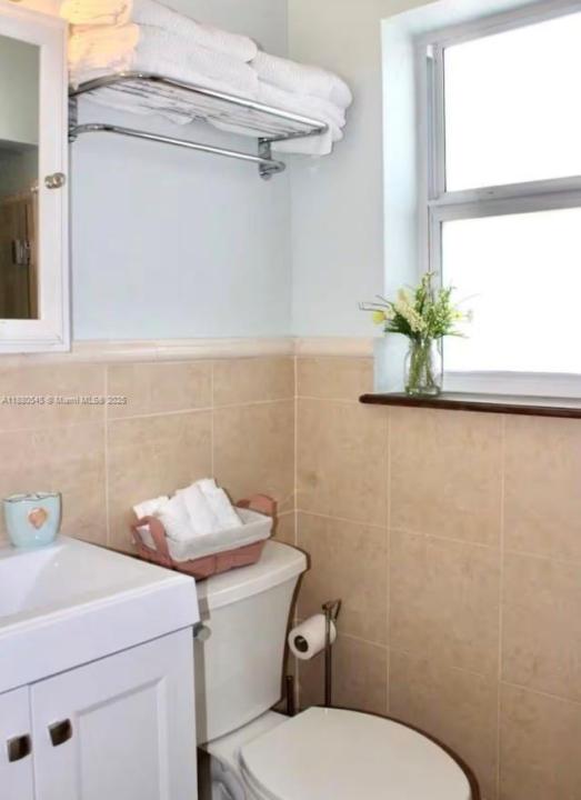 316 Walnut St 2, Hollywood, فلوريدا 33019, الولايات المتحدة