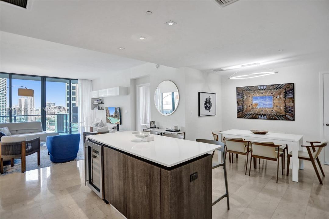 68 SE 6th St 907, Miami, Flórida 33131, Estados Unidos