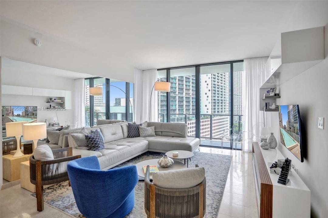 68 SE 6th St 907, Miami, Flórida 33131, Estados Unidos