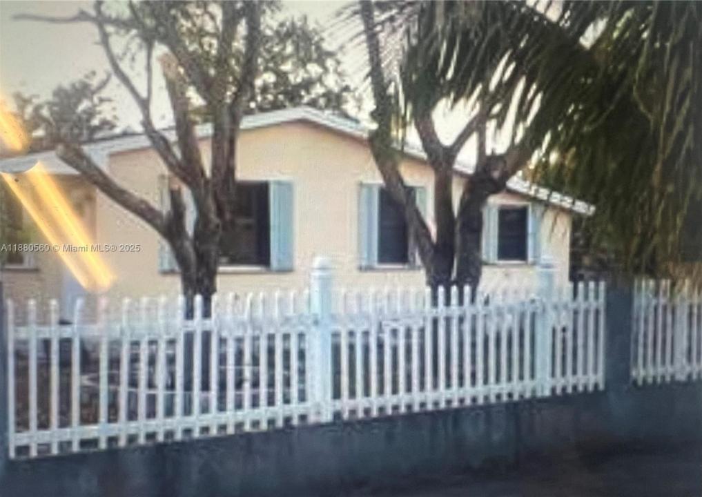 931 NW 34th Way, Lauderhill, פלורידה 33311, ארצות הברית של אמריקה 