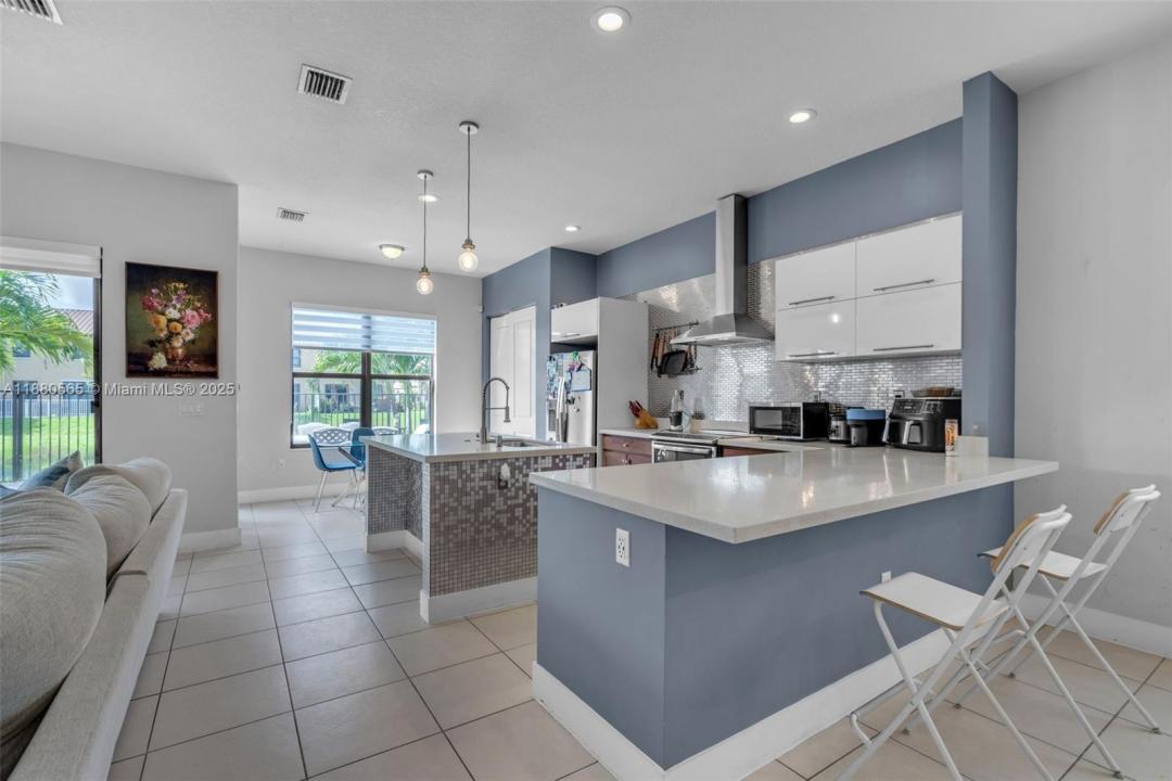 3332 W 95th Ter 3332, Hialeah, Floride 33018, États-Unis