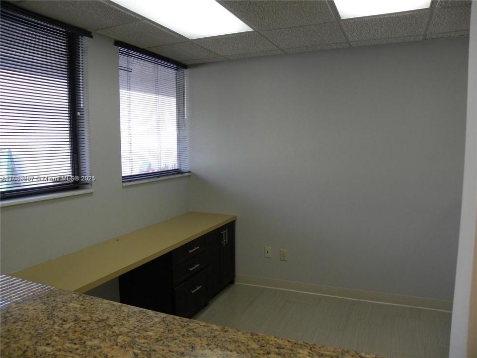 9245 SW 157th St 106, Palmetto Bay, Florida 33157