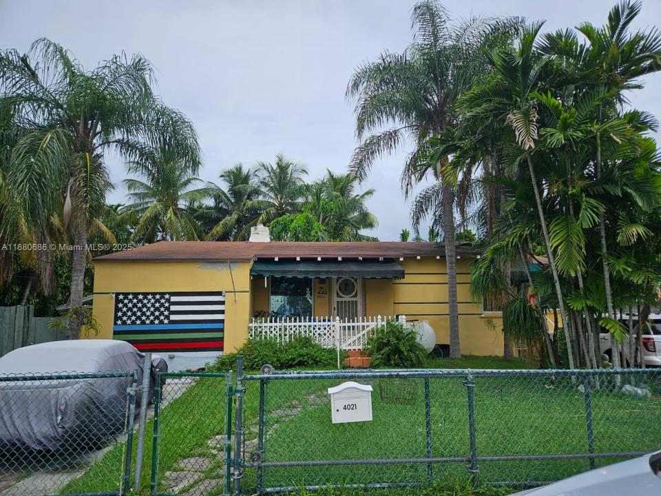 4021 SW 6th St, Miami, Floryda 33134, USA