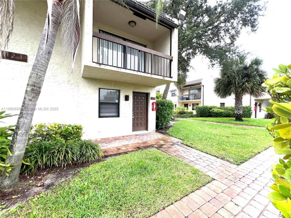721 SE 1st Way B18, Deerfield Beach, פלורידה 33441, ארצות הברית של אמריקה 