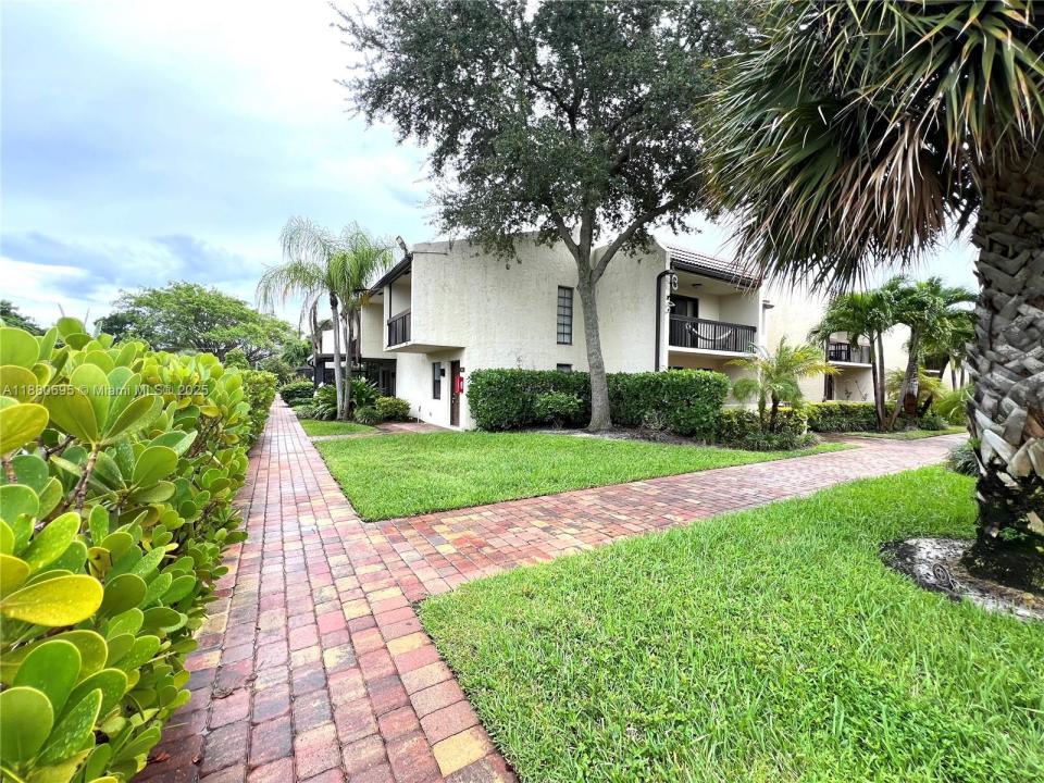 721 SE 1st Way B18, Deerfield Beach, פלורידה 33441, ארצות הברית של אמריקה 