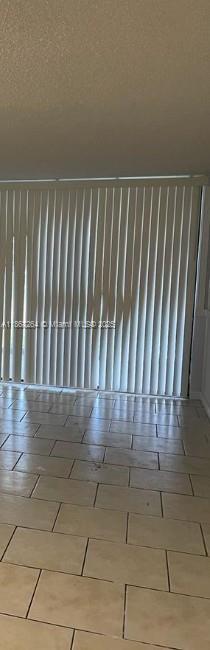 212 Lake Pointe Dr 205, Oakland Park, 佛罗里达州 33309, 美国