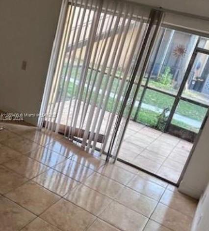 4435 Treehouse Ln #27-C, Tamarac, 佛罗里达州 33319, 美国