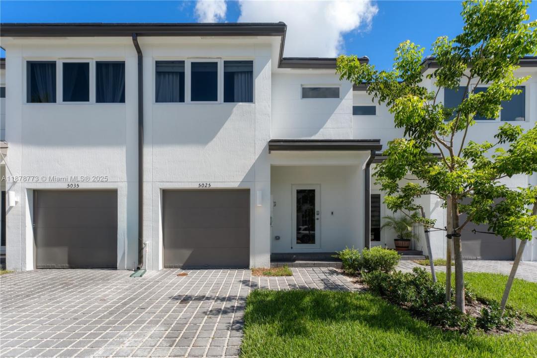 5025 SW 37th St, Pembroke Park, Florida 33023