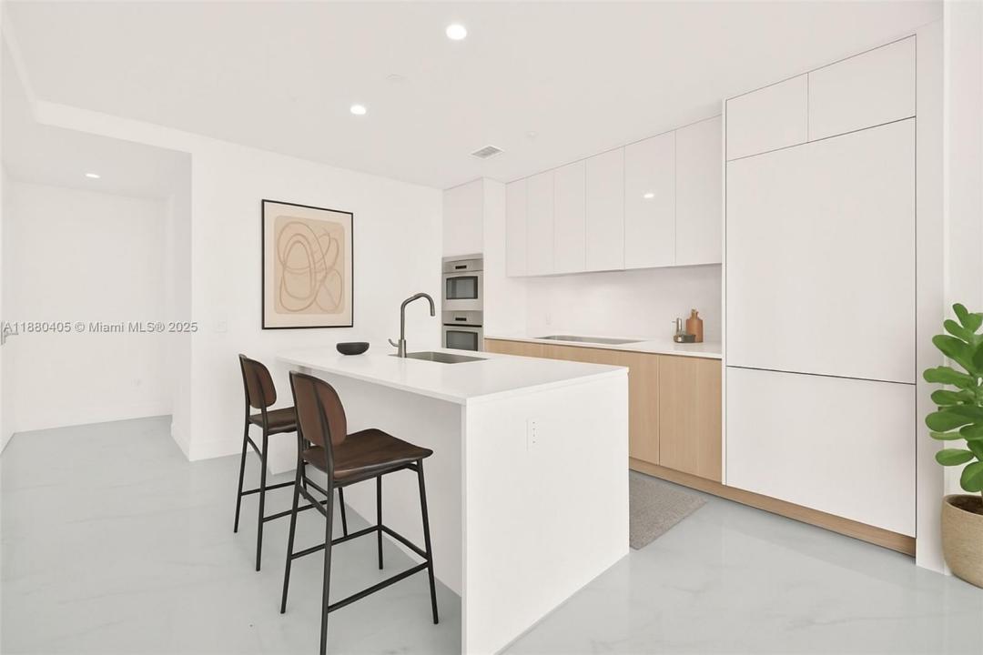700 NE 24 Street 3803, Miami, Флорида 33137, Соединенные Штаты