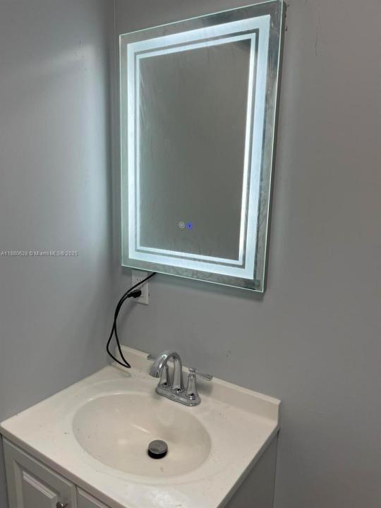 2785 NW 59th St 1, Miami, Florida 33142, Amerika Birleşik Devletleri