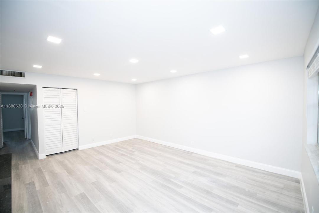 8704 NW 35th St 104, Coral Springs, 플로리다 33065, 미국