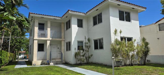 3915 Ponce De Leon Blvd, Coral Gables, Florida 33134, USA