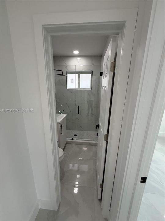 841 W 50th St 2, Hialeah, Flórida 33012, Estados Unidos
