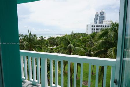 301 Ocean Dr 505, Miami Beach, Florida 33139, USA