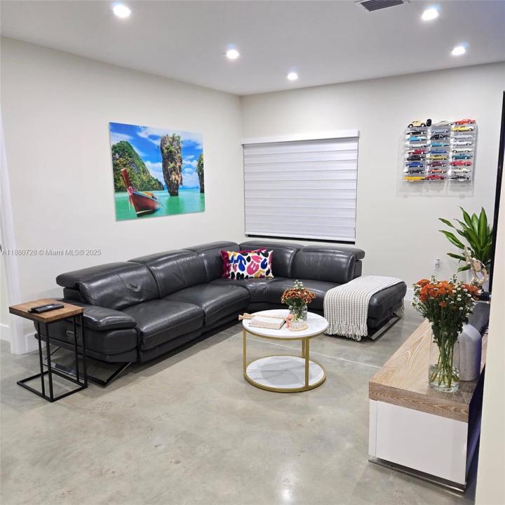 5621 NW 11th Ave, Miami, Floride 33127, États-Unis