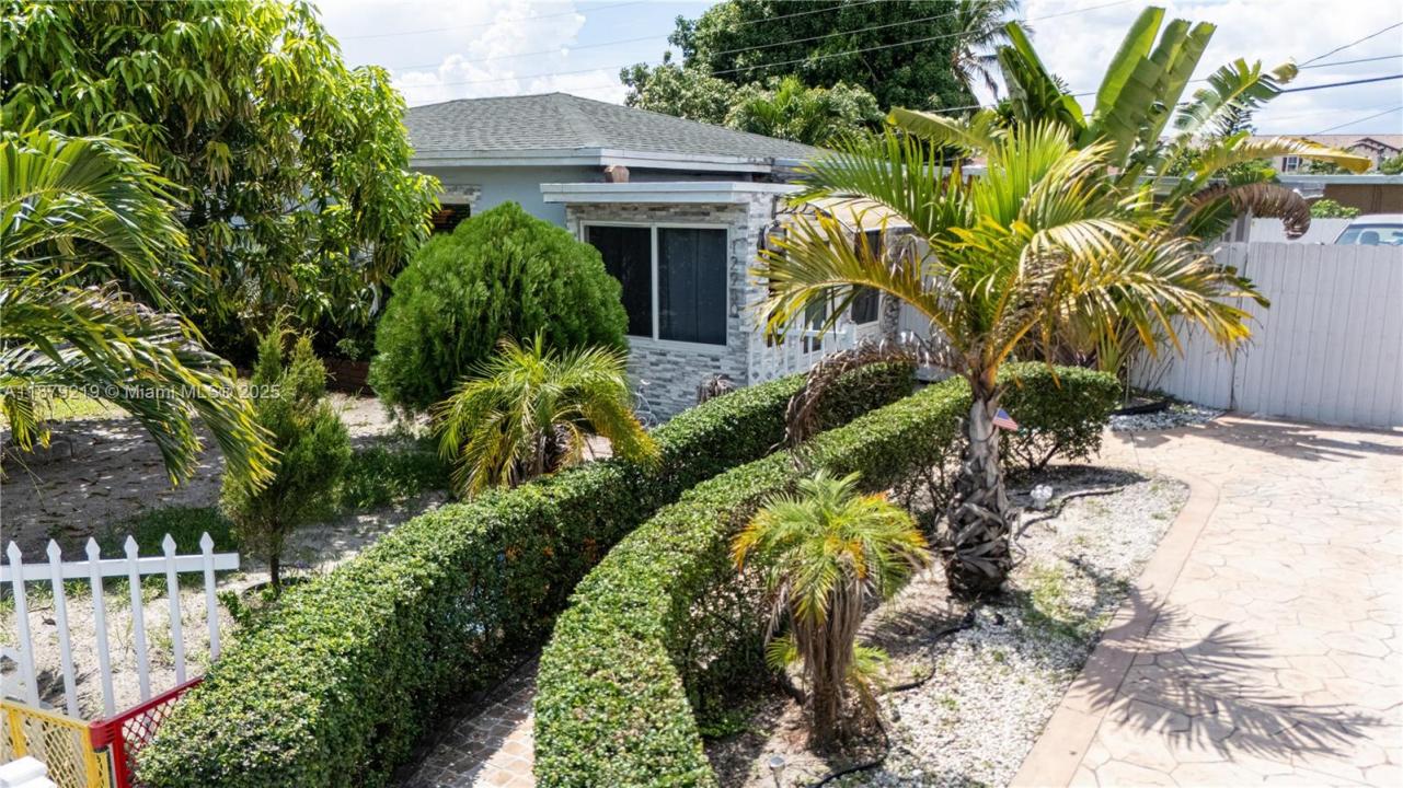 12950 NW 22nd Ave, Miami, Floride 33167, États-Unis