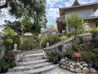 OLD CHASE AVENUE, El Cajon, California 92020